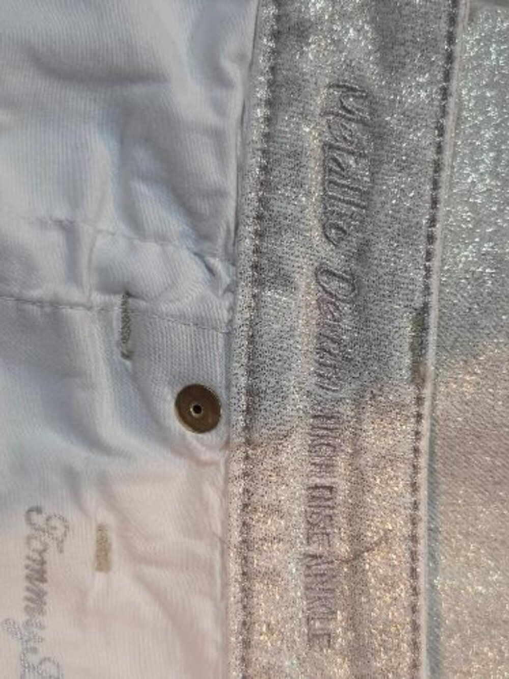 Tommy Bahama Boracay Metallic High-Rise Ankle Jeans - Picture 8 of 9